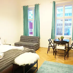 Apartment Urban City - Contactless Check-in, Wien